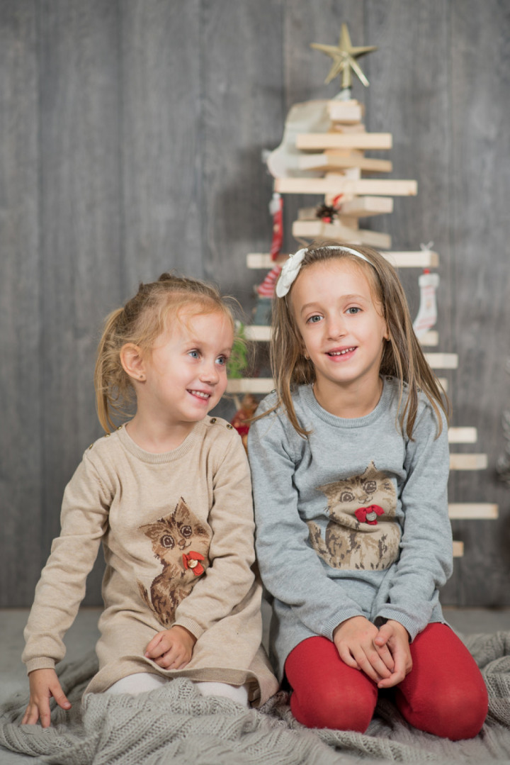 Детски фотосесии - Коледна фотосесия на Калина и Деа 4