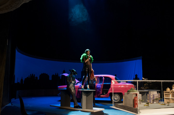 Театър - Доходно място 5