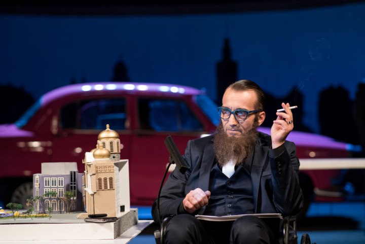 Театър - Доходно място 10