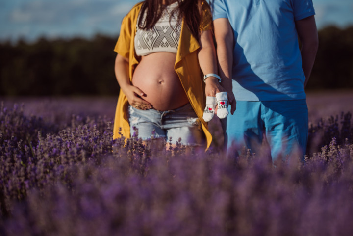 Фотосесия на бременна - Маргарита в лавандула 7