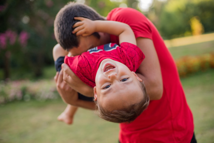 Семейни фотосесии - Тео, мама и тати 10